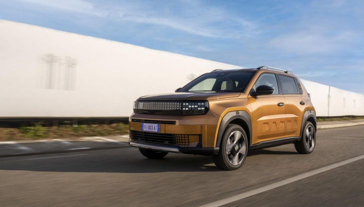 Fiat Grande Panda è il superpremio della “Ruota della fortuna” con Gerry Scotti - Foto 60 di 129