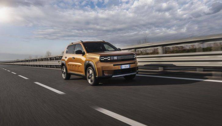 Fiat Grande Panda è il superpremio della “Ruota della fortuna” con Gerry Scotti - Foto 57 di 129