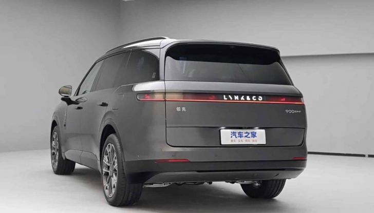 Lynk & Co 900: caratteristiche, design, abitacolo, motori e disponibilità - Foto 11 di 22
