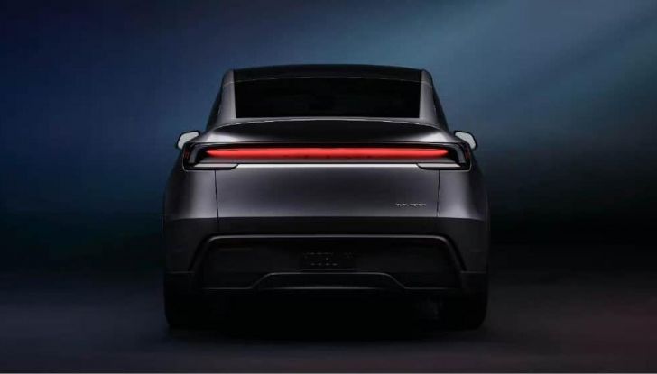 Tesla Model Y 2025