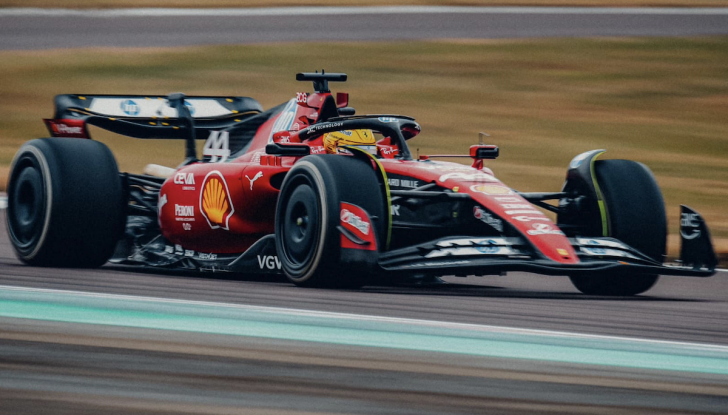 Lewis Hamilton in Ferrari: il valore di una singola foto spiega l’impatto economico - Foto 5 di 8