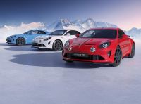 Alpine A110 rinnova la gamma prima del passaggio all’elettrico