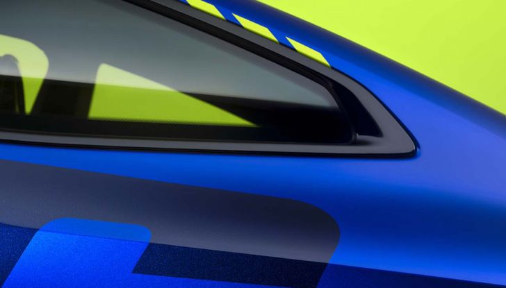 BMW M4 CS Edition VR46: il modello in versione limitata che omaggia Valentino Rossi - Foto 13 di 17