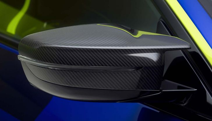 BMW M4 CS Edition VR46: il modello in versione limitata che omaggia Valentino Rossi - Foto 15 di 17