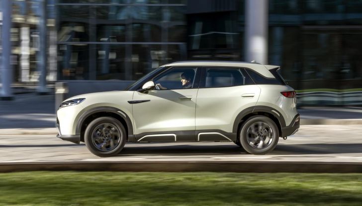 Test drive della BYD Atto2 con cui accelera in Italia con questa SUV compatta elettrica - Foto 19 di 77