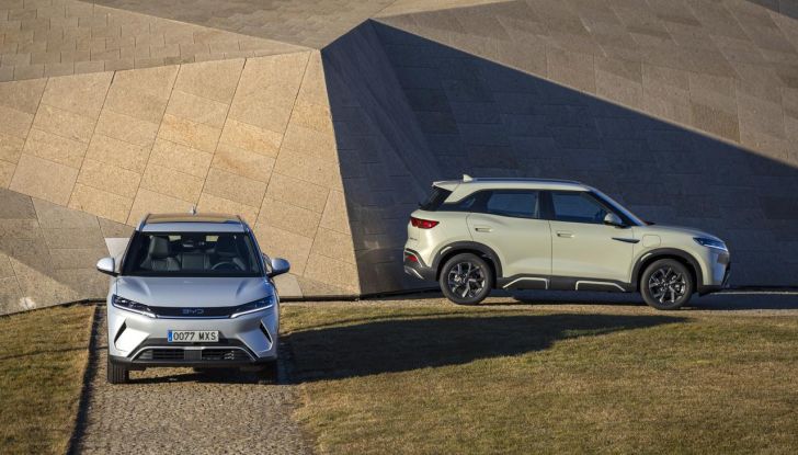 Test drive della BYD Atto2 con cui accelera in Italia con questa SUV compatta elettrica - Foto 21 di 77