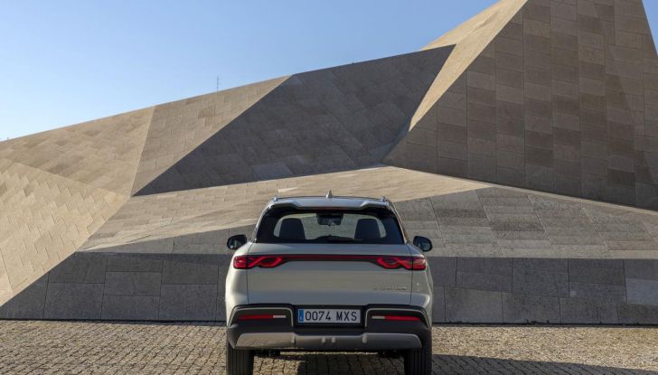 Test drive della BYD Atto2 con cui accelera in Italia con questa SUV compatta elettrica - Foto 42 di 77