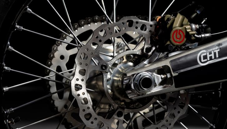 Ducati Desmo450 MX: svelato il prezzo della prima cross di Borgo Panigale - Foto 8 di 12