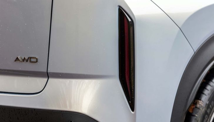 Jaecoo 7 Super Hybrid: nuovo SUV ibrido plug-in con 1200 km di autonomia - Foto 26 di 41