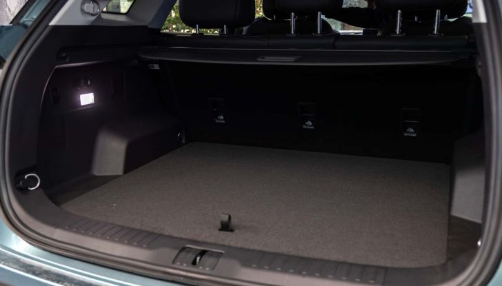 Jaecoo 7 Super Hybrid: nuovo SUV ibrido plug-in con 1200 km di autonomia - Foto 33 di 41