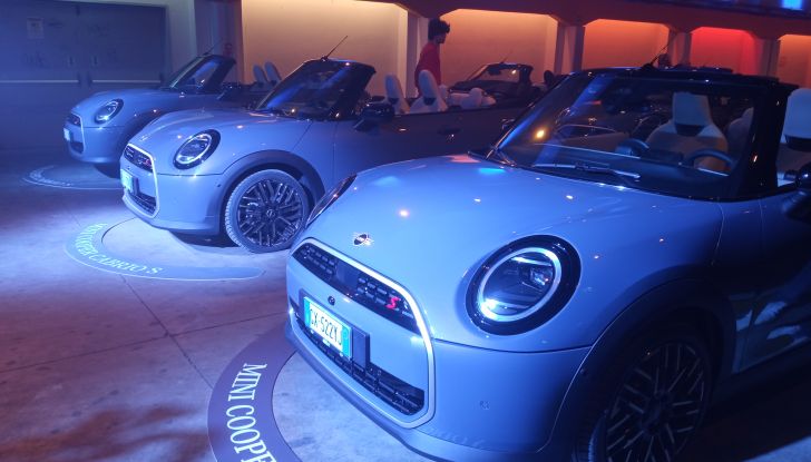 Nuova Mini Cooper Cabrio 2025, test drive e dati tecnici - Foto 9 di 26