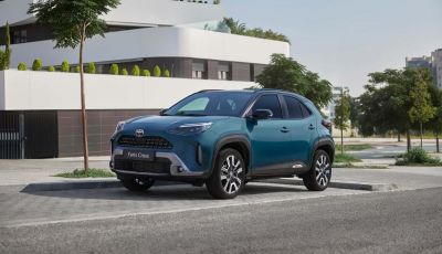 Toyota Yaris Cross 2025: novità, design, allestimenti, motori e disponibilità