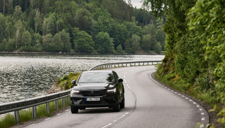 Volvo EC40: l’elettrico che ridefinisce il concetto di crossover - Foto 12 di 38
