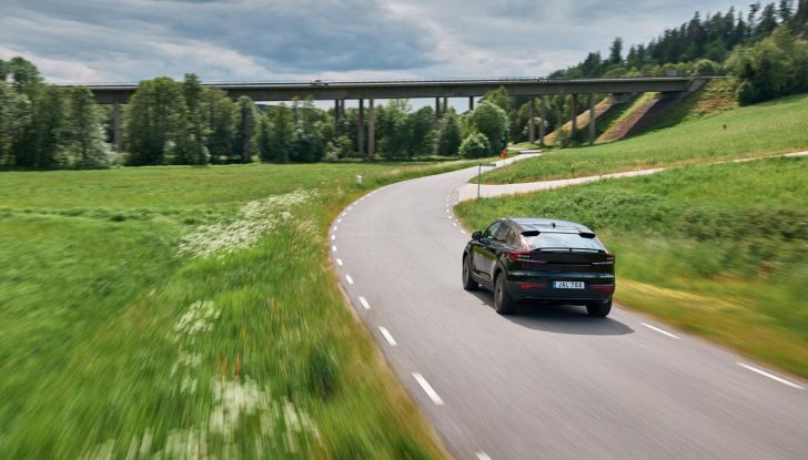 Volvo EC40: l’elettrico che ridefinisce il concetto di crossover - Foto 3 di 38