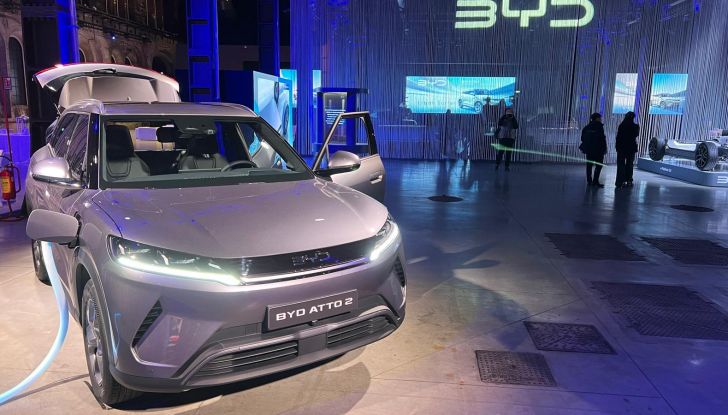 Test drive della BYD Atto2 con cui accelera in Italia con questa SUV compatta elettrica - Foto 77 di 77