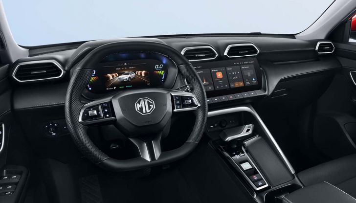 MG ZS: caratteristiche tecniche, autonomia e prezzi del SUV britannico - Foto 9 di 19