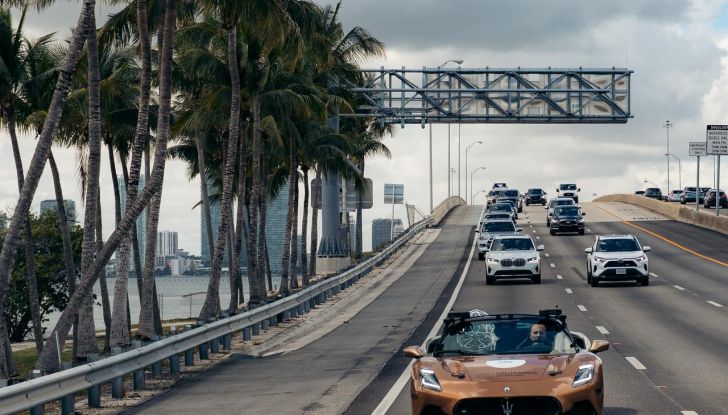 Maserati MC20 a guida autonoma