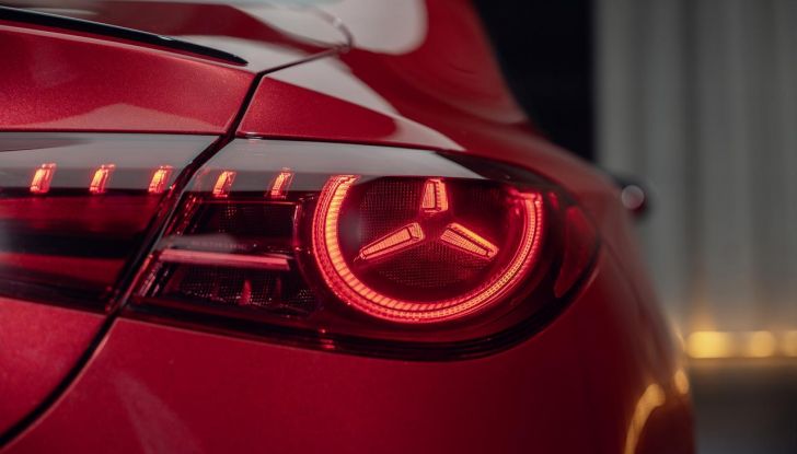 Mercedes CLA 2026: debutta la nuova generazione sia ibrida che elettrica - Foto 24 di 62