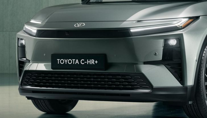 Toyota C-HR+: debutta il nuovo SUV coupé a zero emissioni - Foto 8 di 19