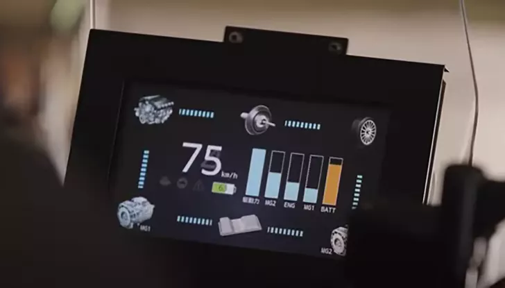 Yamaha Xmax Sphev: lo scooter ibrido che anticipa il futuro - Foto 4 di 5