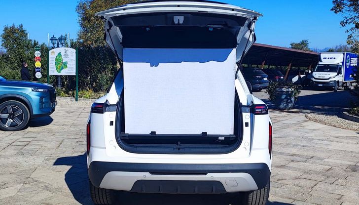 Jaecoo 7 Super Hybrid: prova su strada, autonomia e prezzi del SUV ibrido plug-in - Foto 24 di 28