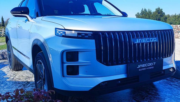 Jaecoo 7 Super Hybrid: prova su strada, autonomia e prezzi del SUV ibrido plug-in - Foto 3 di 28