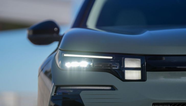 Citroën C5 Aircross 2026: più potenza, spazio e digitalizzazione - Foto 76 di 76