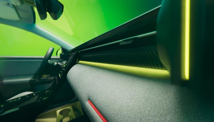 Citroën C5 Aircross 2026: più potenza, spazio e digitalizzazione - Foto 21 di 76