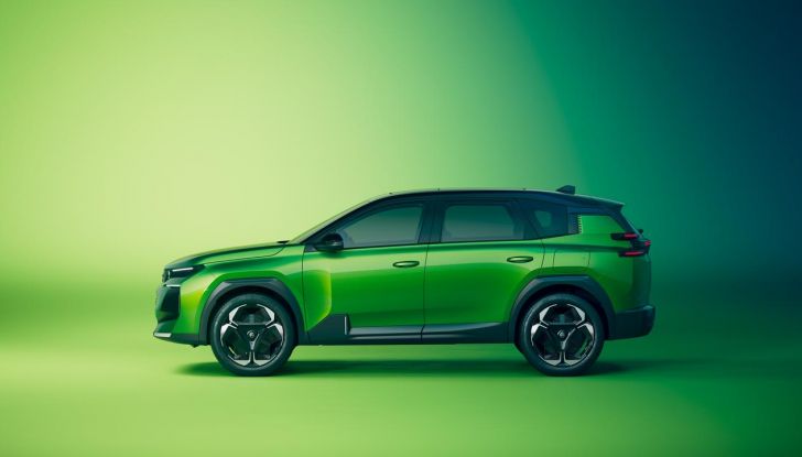 Citroën C5 Aircross 2026: più potenza, spazio e digitalizzazione - Foto 61 di 76