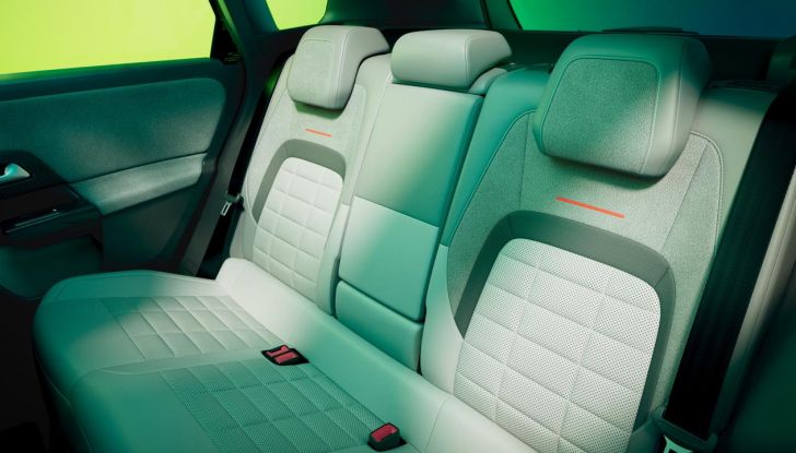 Citroën C5 Aircross 2026: più potenza, spazio e digitalizzazione - Foto 62 di 76