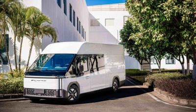 FLYNT eLCV: Oriente e Occidente si incontrano in questo furgone elettrico
