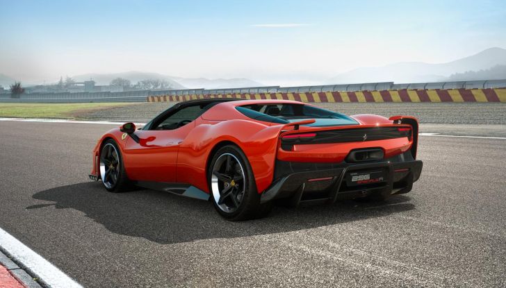 Ferrari 296 Speciale e Speciale A: titanio, carbonio e 880 CV. La formula vincente - Foto 9 di 27