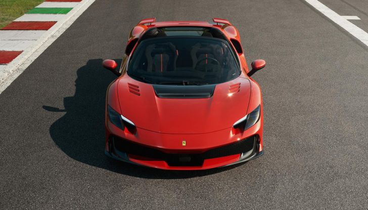 Ferrari 296 Speciale e Speciale A: titanio, carbonio e 880 CV. La formula vincente - Foto 11 di 27