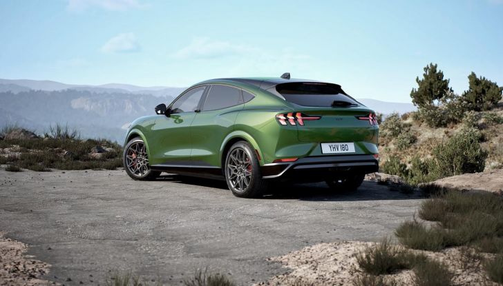 Ford Mustang Mach-E 2025