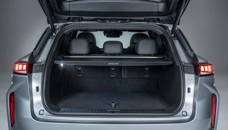 Omoda 9: il SUV Super Hybrid che porta la Cina nel segmento premium europeo - Foto 33 di 34