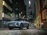 Generazione Z e auto cinesi: il 74% dei giovani italiani pronto ad acquistarle