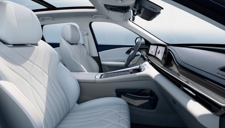 Omoda 9: il SUV Super Hybrid che porta la Cina nel segmento premium europeo - Foto 17 di 34