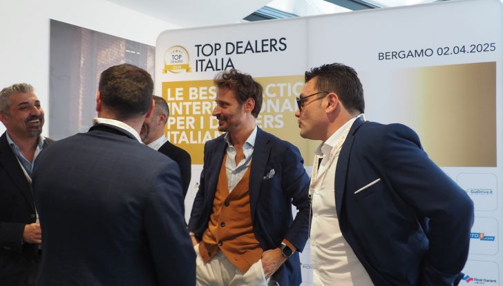 Top Dealers Italia Talk Show presso Centro Porsche Bergamo - Foto 17 di 42