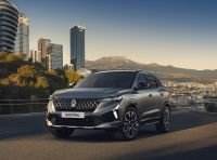 Renault Austral 2025: caratteristiche, design, allestimenti, motori e prezzi del rinnovato SUV ibrido