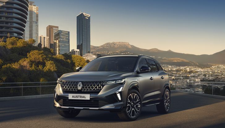 Renault Austral 2025: caratteristiche, design, allestimenti, motori e prezzi del rinnovato SUV ibrido - Foto 1 di 15