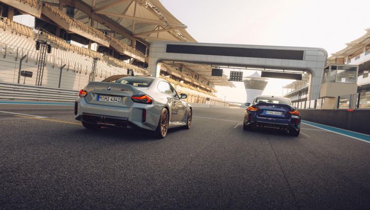 BMW M2 CS 2026: 530 CV di pura adrenalina, ma addio al cambio manuale - Foto 11 di 114