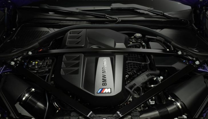 BMW M2 CS 2026: 530 CV di pura adrenalina, ma addio al cambio manuale - Foto 4 di 114