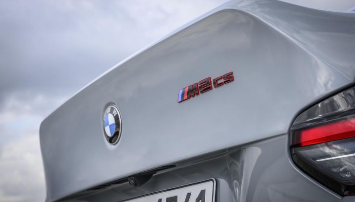 BMW M2 CS 2026: 530 CV di pura adrenalina, ma addio al cambio manuale - Foto 58 di 114