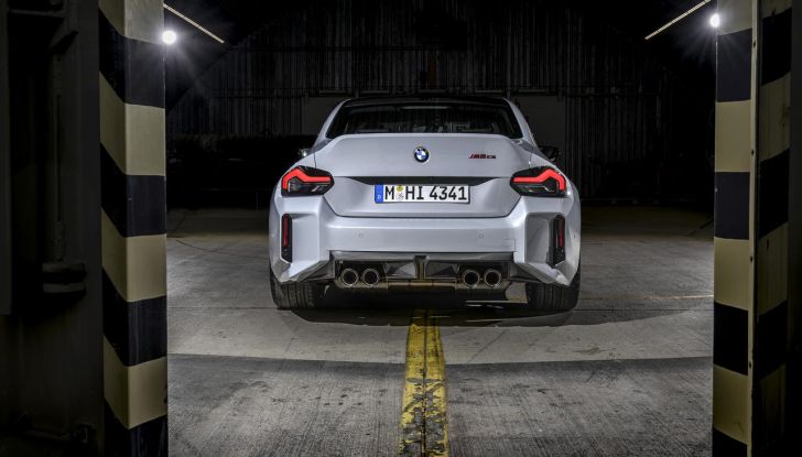 BMW M2 CS 2026: 530 CV di pura adrenalina, ma addio al cambio manuale - Foto 66 di 114