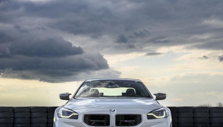 BMW M2 CS 2026: 530 CV di pura adrenalina, ma addio al cambio manuale - Foto 83 di 114