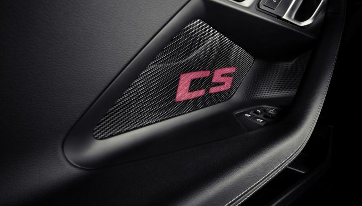 BMW M2 CS 2026: 530 CV di pura adrenalina, ma addio al cambio manuale - Foto 85 di 114