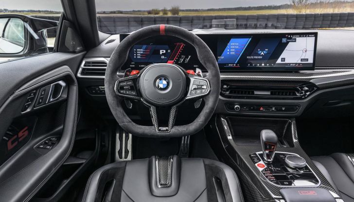 BMW M2 CS 2026: 530 CV di pura adrenalina, ma addio al cambio manuale - Foto 89 di 114