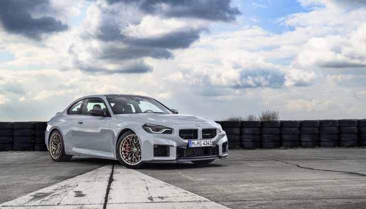 BMW M2 CS 2026: 530 CV di pura adrenalina, ma addio al cambio manuale - Foto 90 di 114