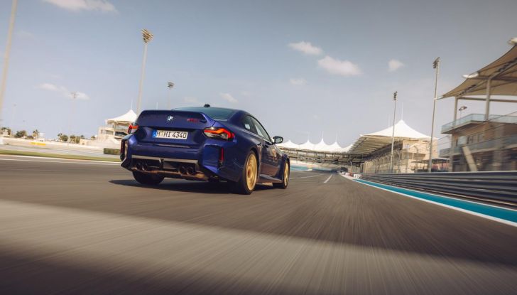 BMW M2 CS 2026: 530 CV di pura adrenalina, ma addio al cambio manuale - Foto 99 di 114