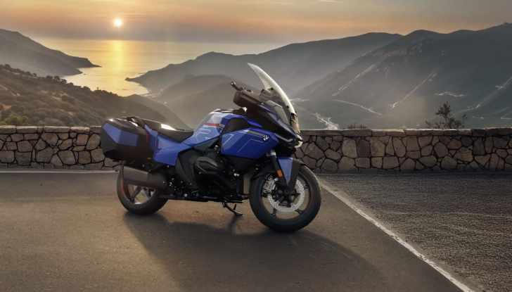 Bmw R 1300 RT 2025, la tourer più tecnologica di sempre - Foto 5 di 9